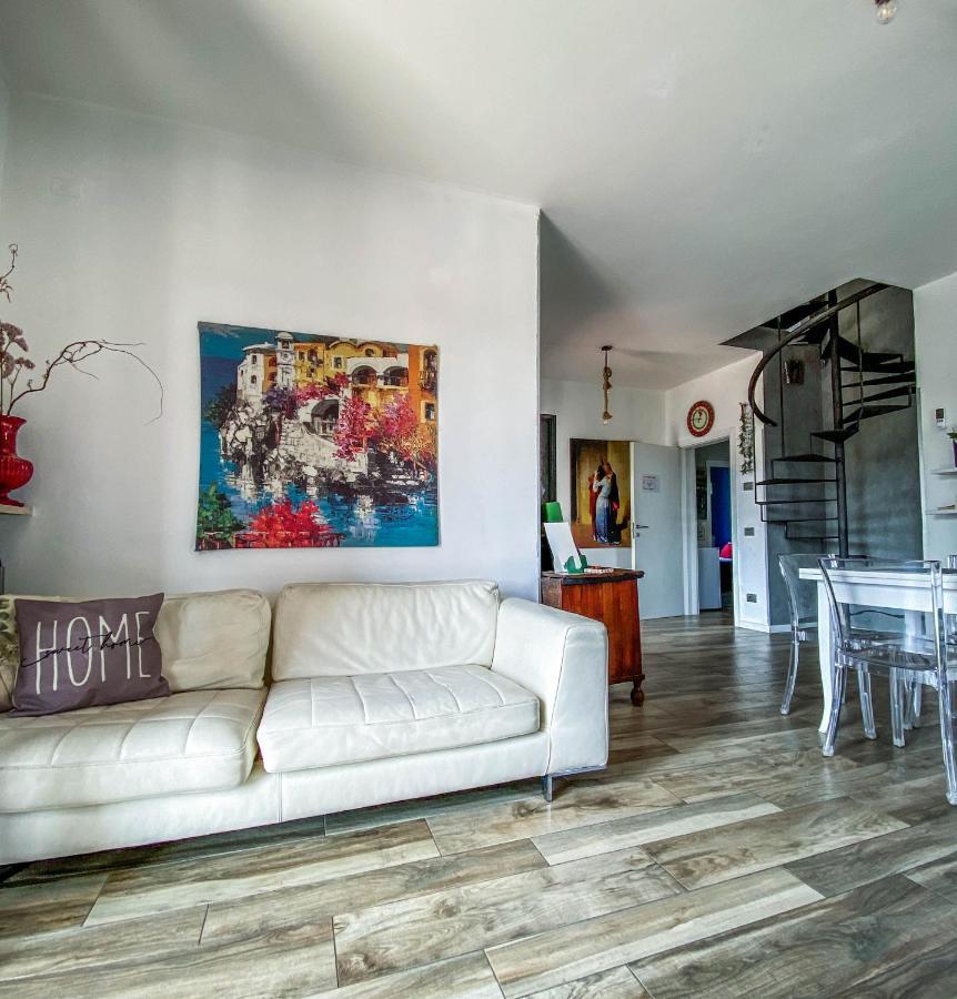 Nest Guesthouse Castelnuovo del Garda Exteriör bild