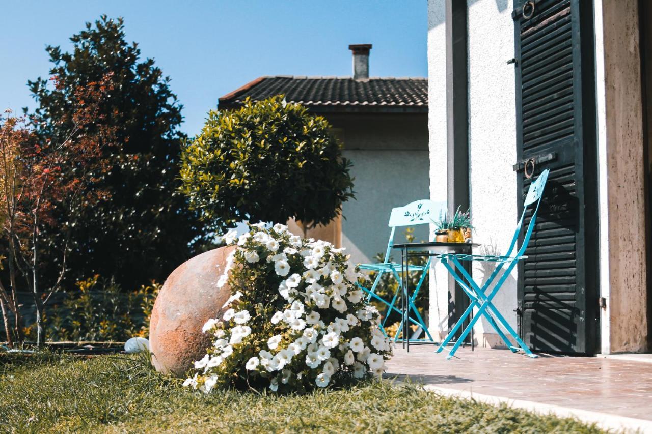 Nest Guesthouse Castelnuovo del Garda Exteriör bild